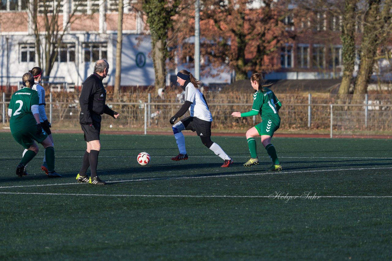 Bild 145 - Frauen SG Holstein Sued - SV Gruenweiss-Siebenbaeumen : Ergebnis: 0:2